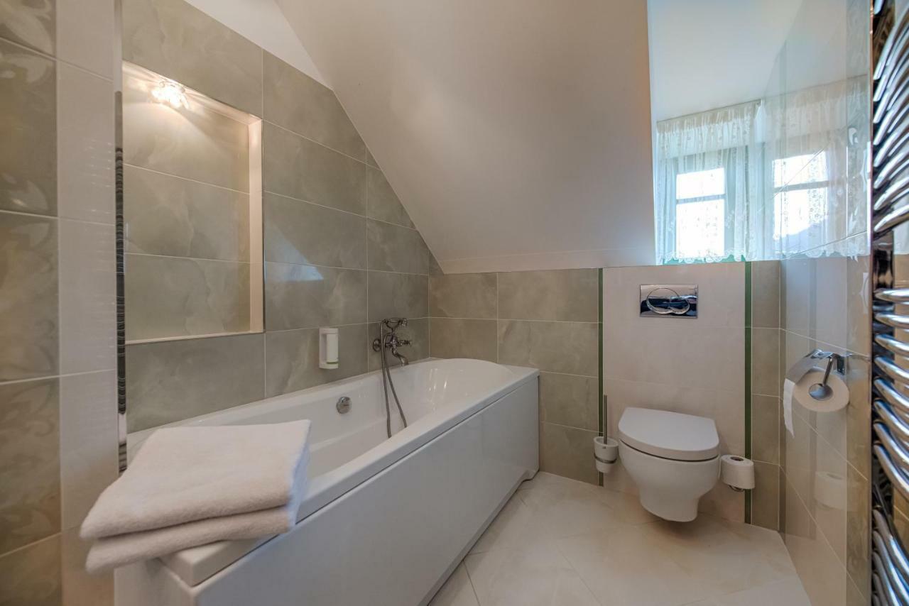 Hotel Zlatý Orel Ostravice Buitenkant foto