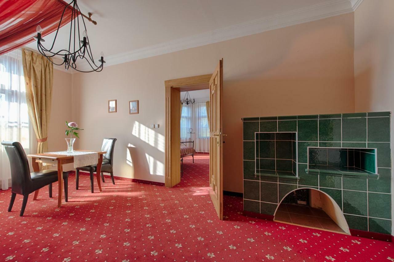 Hotel Zlatý Orel Ostravice Buitenkant foto