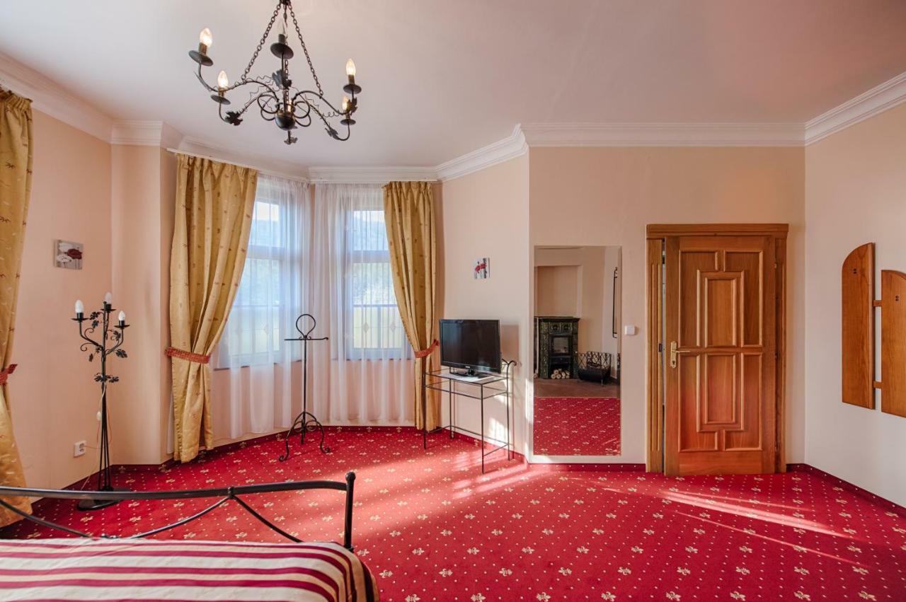 Hotel Zlatý Orel Ostravice Buitenkant foto