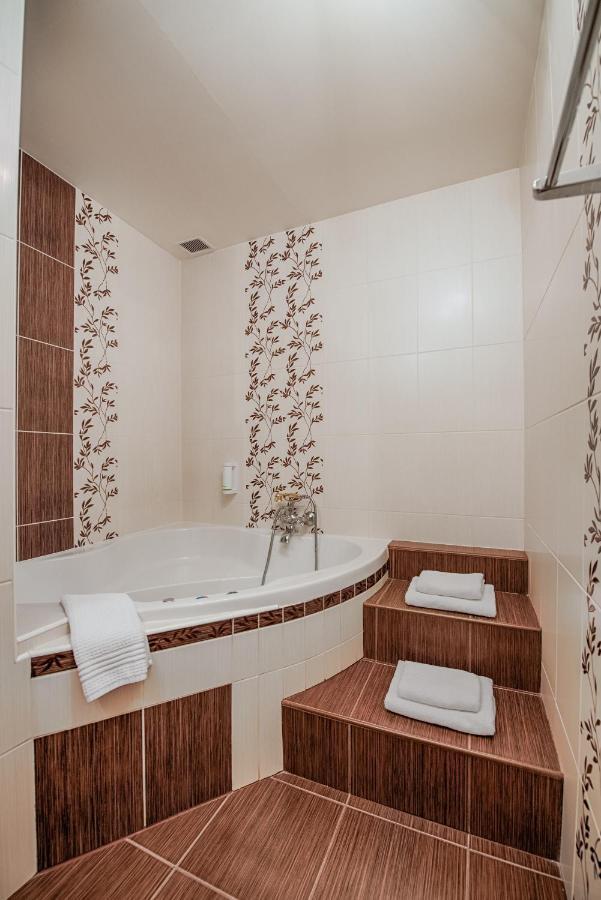 Hotel Zlatý Orel Ostravice Buitenkant foto