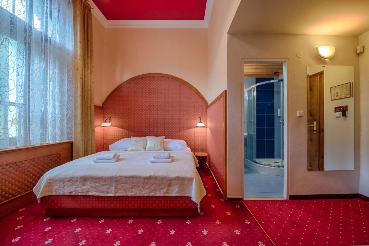 Hotel Zlatý Orel Ostravice Buitenkant foto