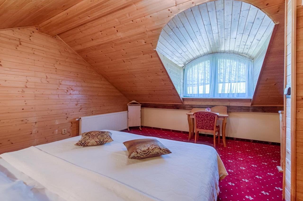 Hotel Zlatý Orel Ostravice Buitenkant foto
